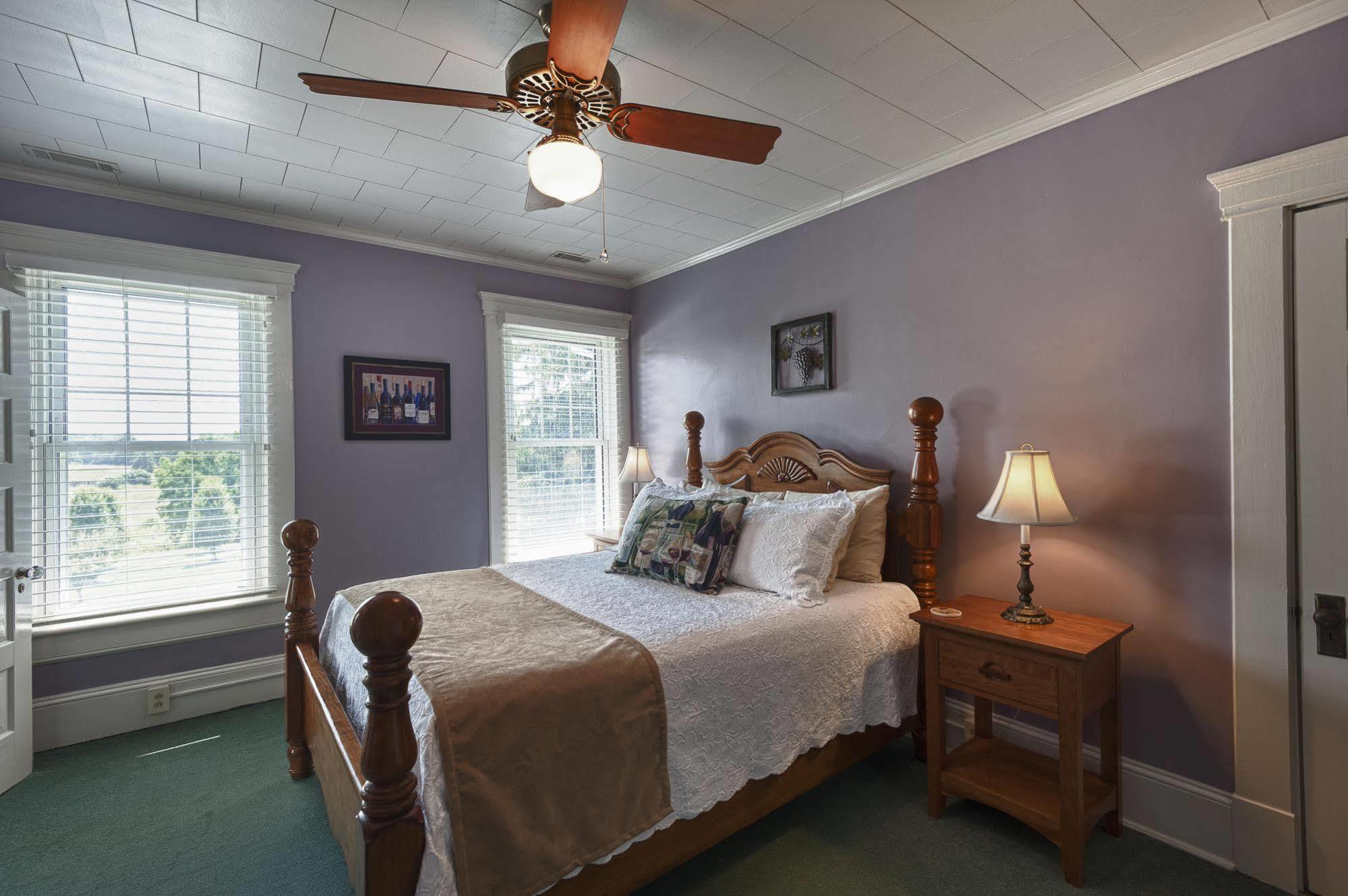Steeles Tavern Manor Bed & Breakfast Raphine Exterior foto